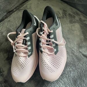 Brand new Nike Pegasus sneakers